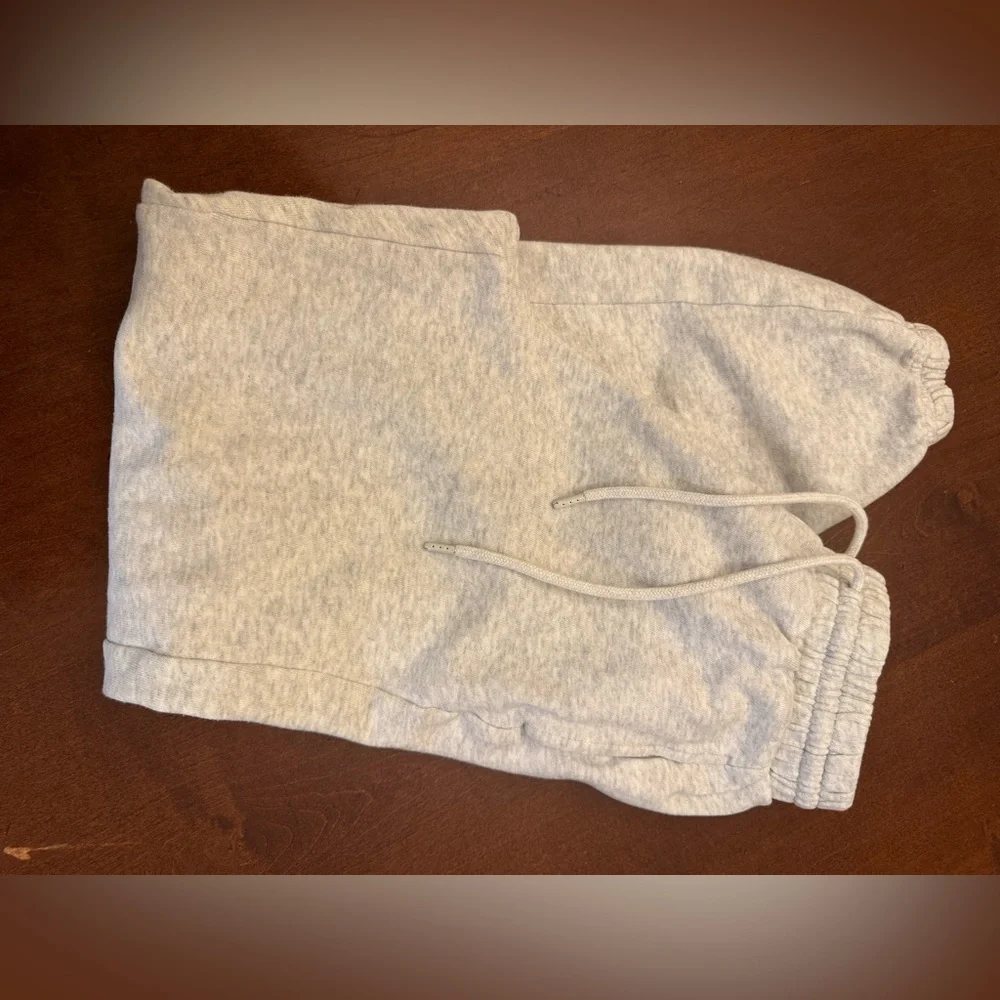 Old Navy Light Gray Girls Sweatpants